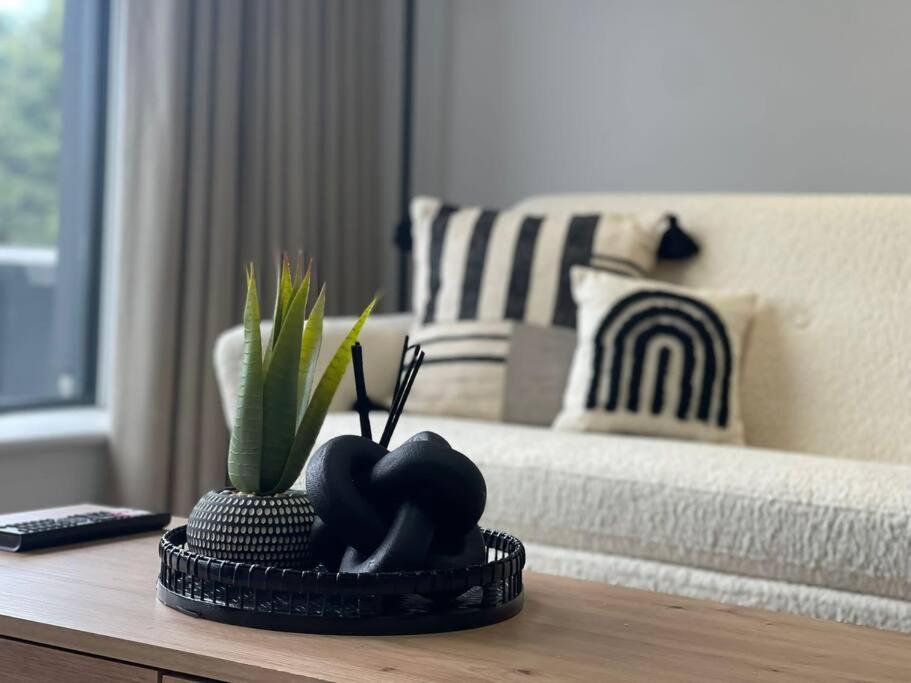 Trendy Apartment In Cardiff Free Parking Extérieur photo