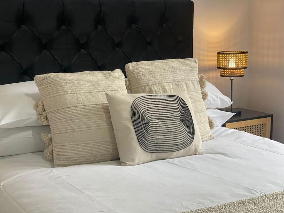 Trendy Apartment In Cardiff Free Parking Extérieur photo