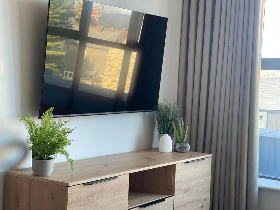 Trendy Apartment In Cardiff Free Parking Extérieur photo