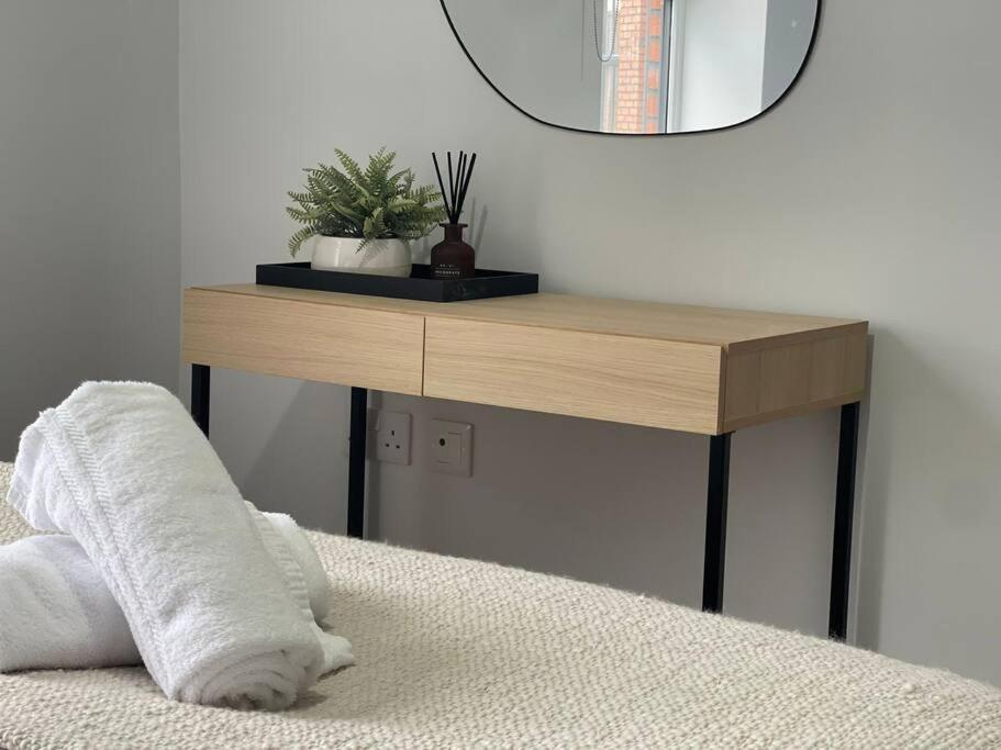 Trendy Apartment In Cardiff Free Parking Extérieur photo