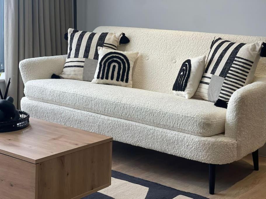 Trendy Apartment In Cardiff Free Parking Extérieur photo